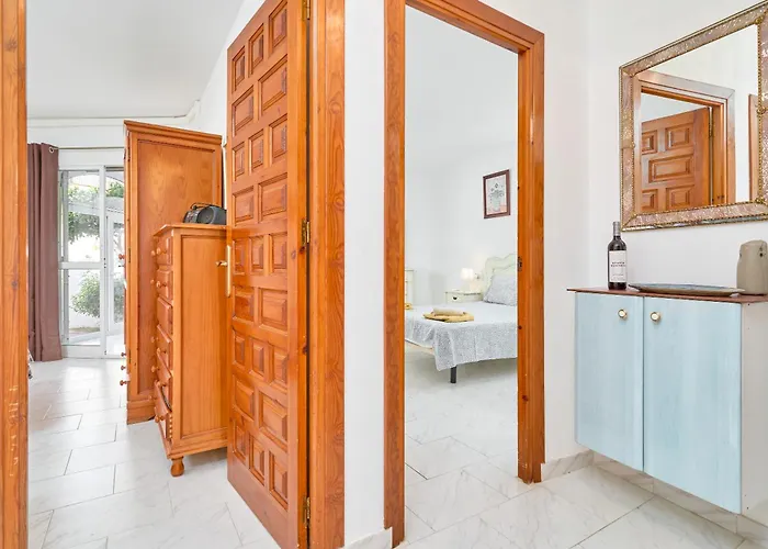 Casa Alina * Нерха