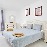 Casa Alina Апартаменти