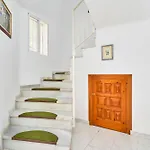 Casa Alina Нерха